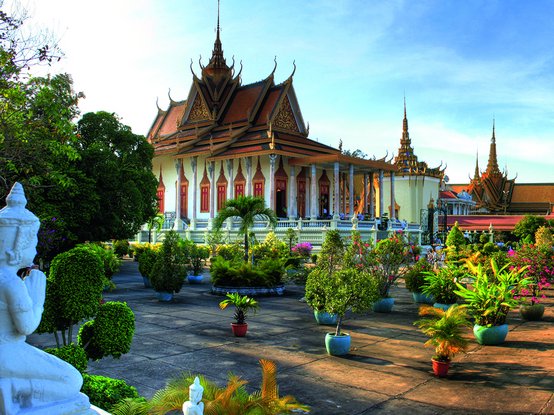 Phnom Pen Silver Pagoda