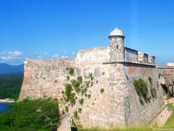 Castillo San Pedro de la Roca & El Cobre Tour